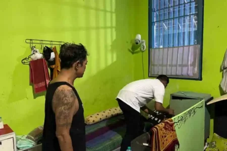 Razia Kamar Warga Binaan, Petugas Lapas Madiun Temukan Ini