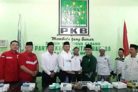 Ony-Antok Resmi Daftar Cabup-Cawabup Ngawi Lewat PKB dan PAN