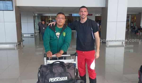 Pemain Asing Persebaya Pamit Pulang, Entah Nasibnya Musim Depan Foto Berita Jatim