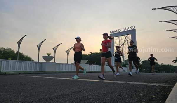 Gelar Event Lari Marathon, PABOI Ajak Masyarakat Sehat Fisik Dan Mental Sejak Dini Plus Galang Dana Bencana Foto Berita Jatim