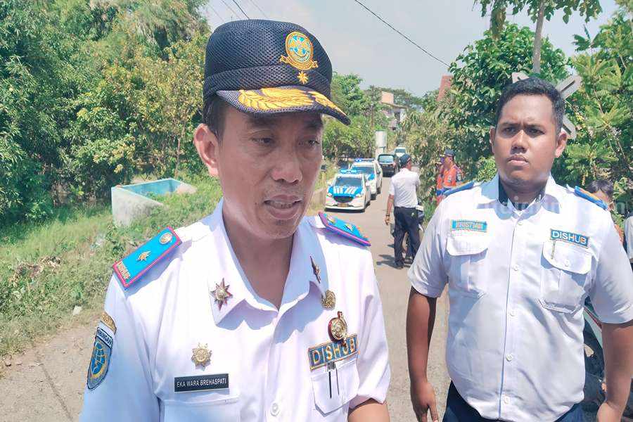 Desember, Lima Perlintasan KA di Pasuruan Dijaga Petugas Foto Berita Jatim