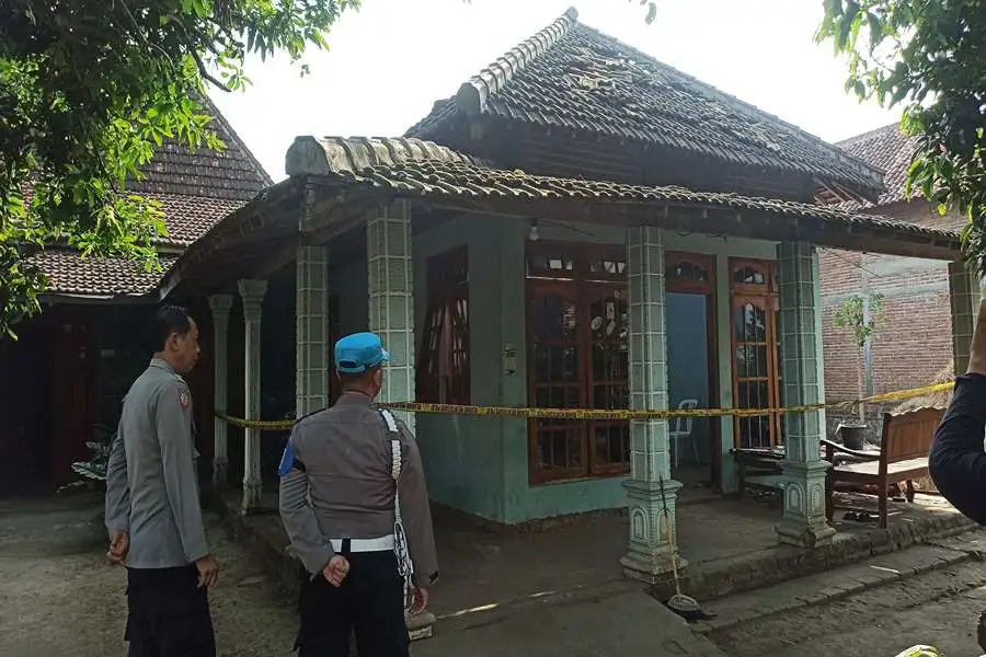 Mercon Meledak di Ponorogo Rusak Rumah, Dua Terluka Foto Berita Jatim