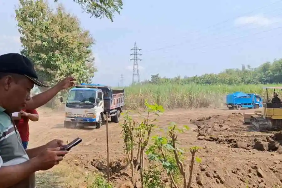 Lokasi pembangunan pergudangan di Lahan Sawah Dilindungi di Desa Gulun, Maospati, Magetan.
