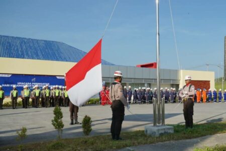 Gelar Upacara, Operator Gas JTB Bertekad Jaga Keandalan Produksi Upacara peringatan Hari Kebangkitan Nasional di Lapangan Gas Jambaran Tiung Biru.