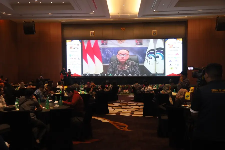 Menkominfo Budi Arie Setiadi Raih Tokoh Pemberantas Kejahatan Digital Beritajatim Award 2024 Foto Berita Jatim