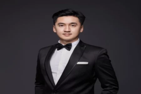 Pengacara Muda Tantang Eri Cahyadi Maju Pilwali Surabaya 2024 Richard Handiwiyanto
