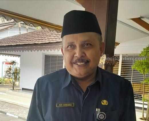 Kepala Dinas Pendidikan Kabupaten Blitar Daftar Cawabup di PDIP, Serius? Foto Berita Jatim