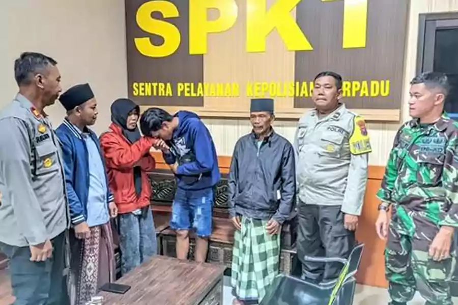 Mengaku Khilaf, Anak Buldozer Rumah Ibunya di Malang Minta Maaf