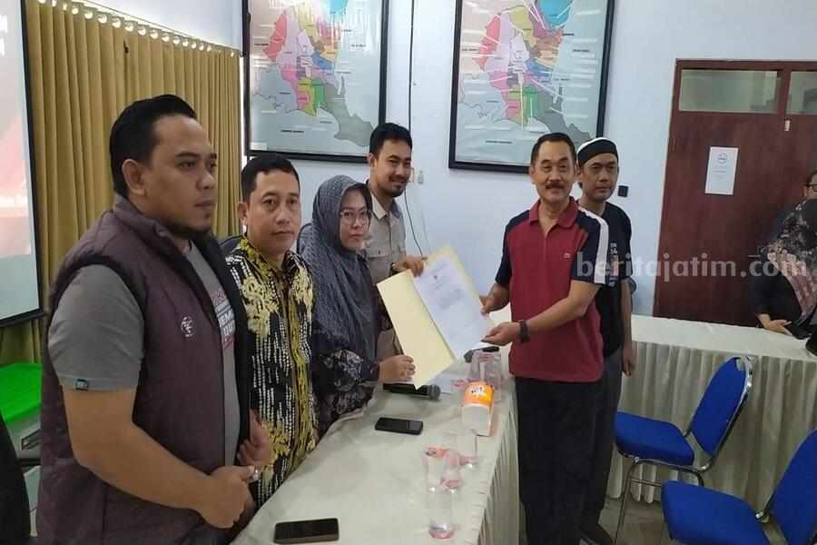 Mantan Wabup Banyuwangi Daftar Bupati ke KPU, Hasilnya Mengecewakan Foto Berita Jatim