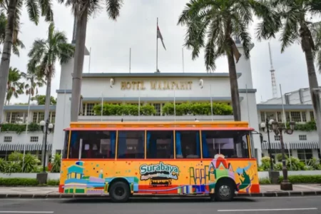 Surabaya Sightseeing and City Tour, Wisata Nyaman di Kota Pahlawan foto beritajatim