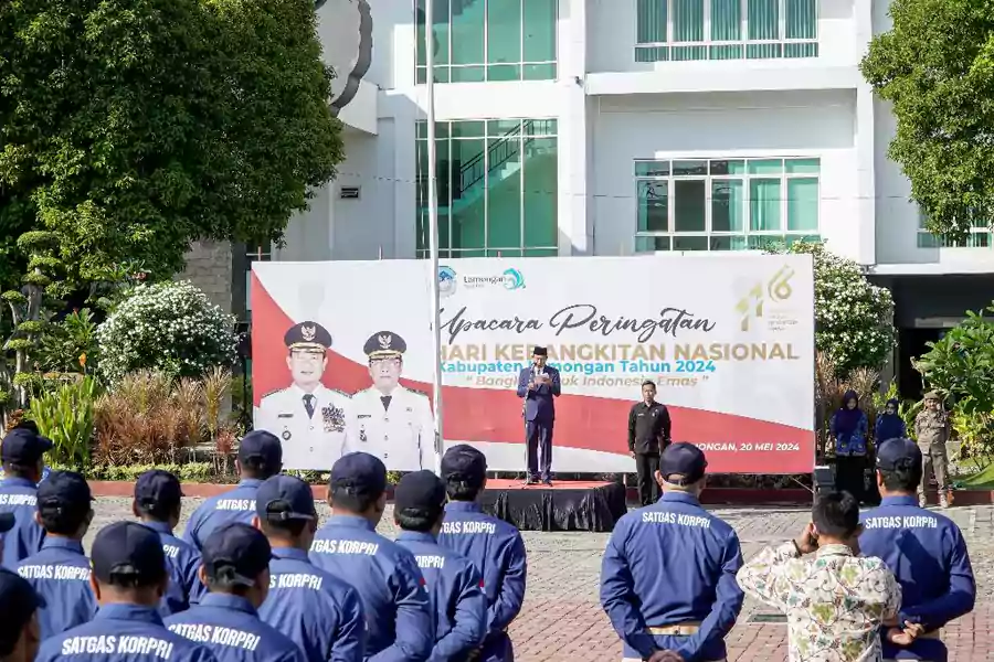 Peringatan Hari Kebangkitan Nasional (Harkitnas) ke-116, yang digelar di Halaman Pemkab Lamongan.