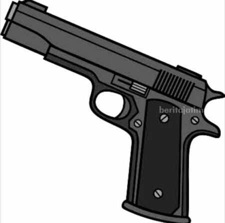 Polisi Sampang Temukan Senjata Mirip Pistol di Jok Motor Polisi Sampang Temukan Senjata Mirip Pistol di Jok Motor
