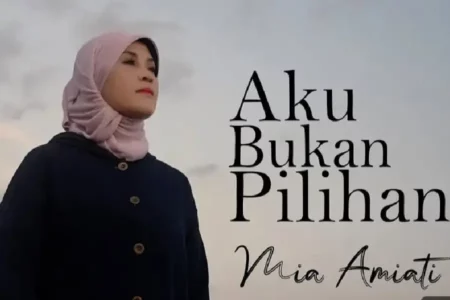 Mia Amiati, Kajati Jawa Timur