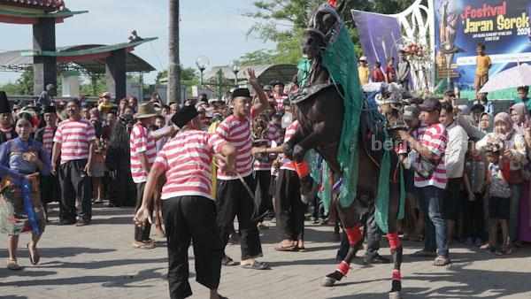 Festival Jaran Serek Ajarkan Cinta Seni Tradisi Khas Sumenep
