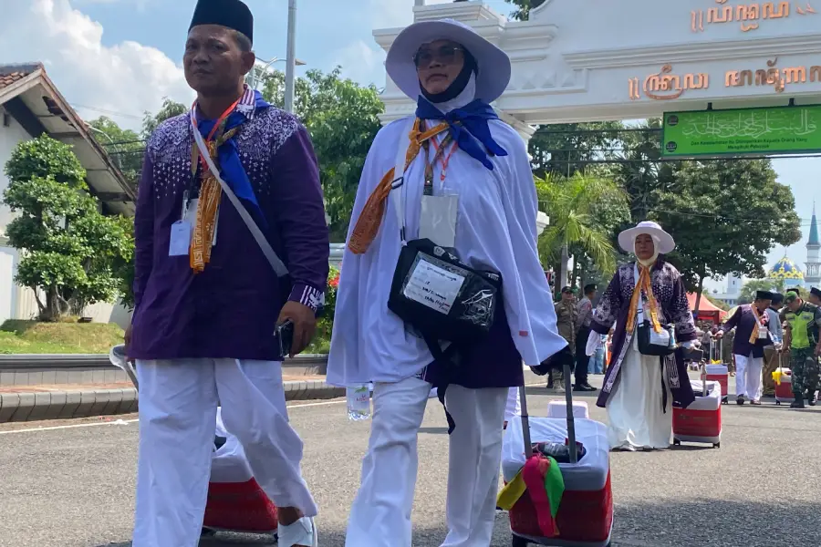 1.157 Calon Jemaah Haji Asal Tuban Berangkat ke Tanah Suci Foto Berita Jatim
