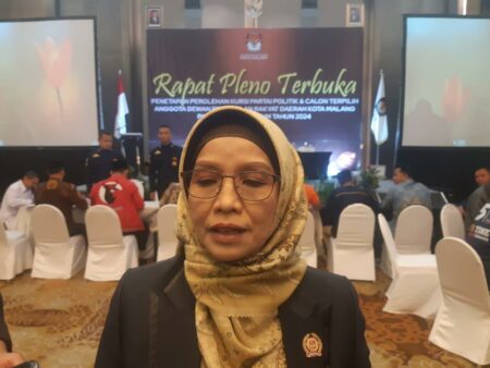 KPU Kota Malang menetapkan 45 Anggota DPRD Kota Malang terpilih hasil Pileg 2024 lewat rapat pleno terbuka.