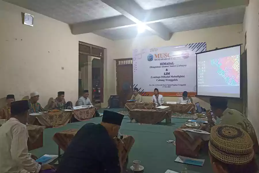 Suasana Muscab Himasal Kabupaten Trenggalek di Pondok Pesantren Al Mursyid Duwet, Ngetal, Pogalan Trenggalek, Senin (27/05/2024) malam.