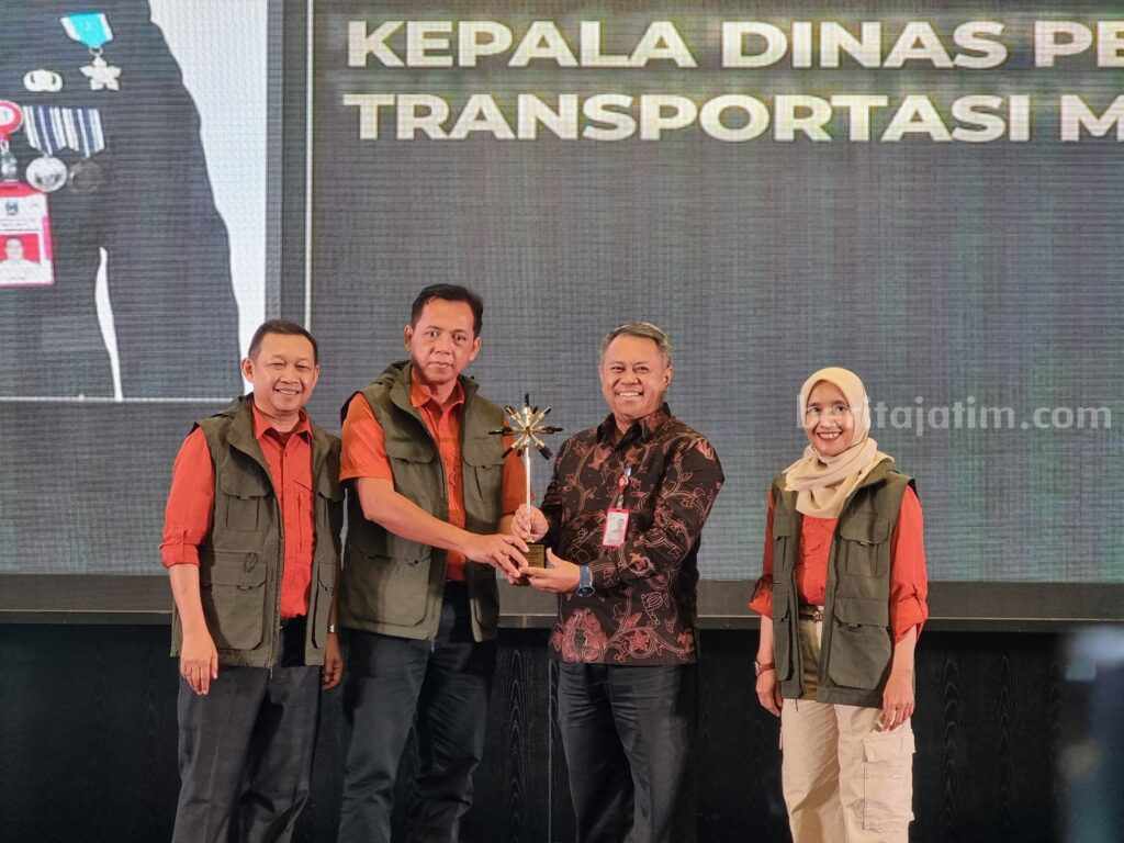 Raih Beritajatim Award 2024, Kadishub Jatim Nyono: Kami Bangga Sekali! Foto Berita Jatim