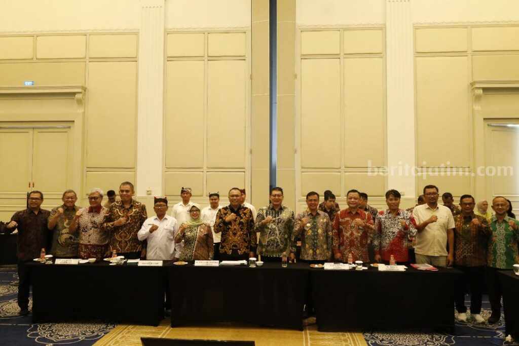 Mak Rini Rencanakan Garum Jadi Pusat Belanja, Wisata bahkan Pendidikan di Blitar Foto Berita Jatim
