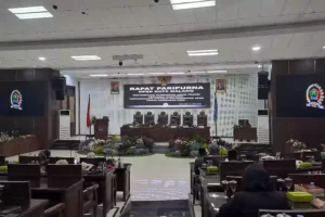 DPRD Kota Malang Dorong Pemkot Maksimalkan Aset Daerah Untuk Tingkatkan Pendapatan Suasana rapat paripurna di DPRD Kota Malang.