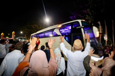 Sejumlah CJH Banyuwangi Pilih Pakai Kursi Roda, Begini Mekanismenya