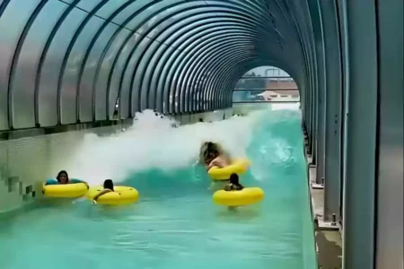 Wahana baru Maui Waveriders, Hawai Waterpark Malang. (Instagram/hawaiwaterpark)