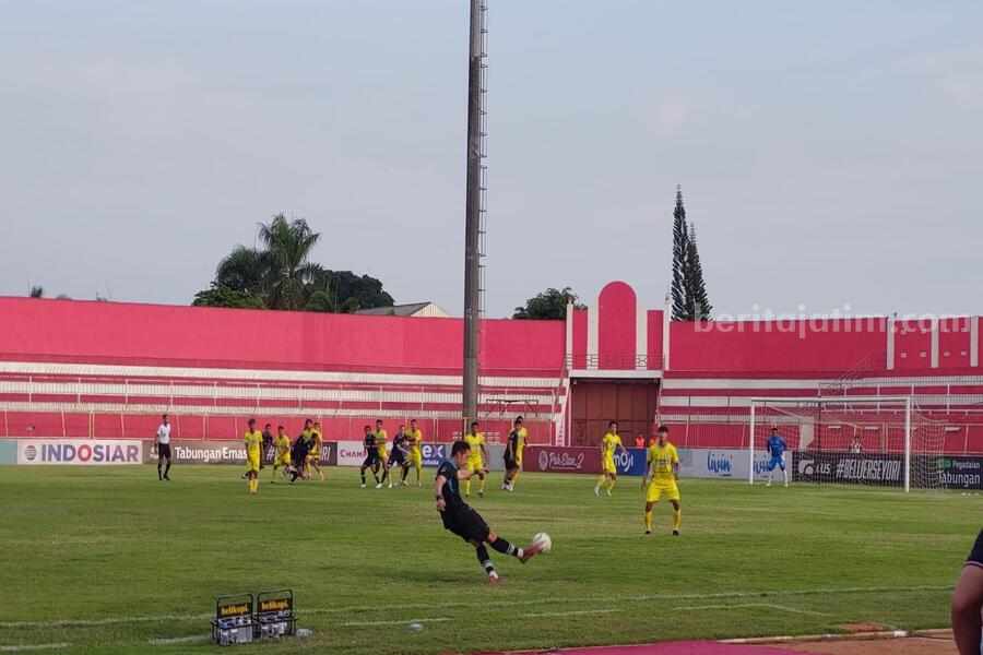 Stadion Soepriadi Kota Blitar bakal menjadi kandang bagi Arema Fc Malang untuk mengarungi Liga 1 musim depan.