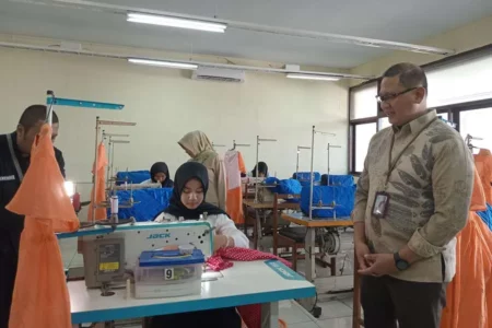 Skill Siswa SMK di Jatim Diasah Lewat Program Inkubator