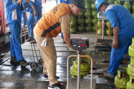 Pastikan Tabung Gas LPG 3Kg Terisi Sesuai Standard, Pemkot Kediri Rutin Lakukan Monitoring Pangkalan