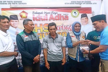 BHS Makan Sate Bersama Petani, Nelayan, dan Abang Becak