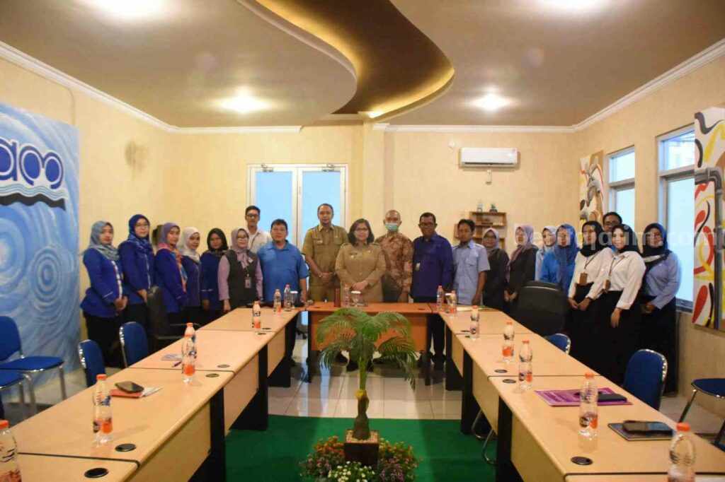 Pj Wali Kota Kediri Buka Bimtek dan Workshop BUMD