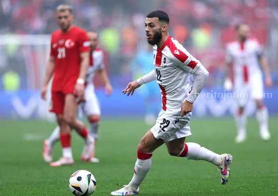 Georges Mikautadze menjadi tumpuan lini depan Georgia saat melawan Republik Ceko di Volksparkstadion, Hamburg pada Sabtu (22/6/2024) pukul 20:00 WIB. (Foto: UEFA)