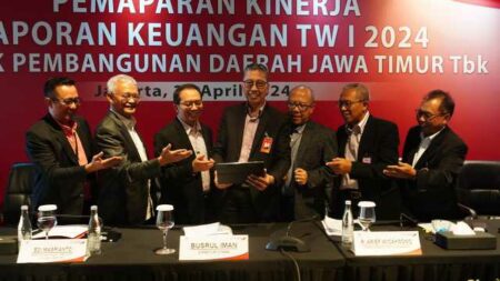 Direksi Bank Jatim Kompak Borong Saham, Ada Apa? Foto BeritaJatim