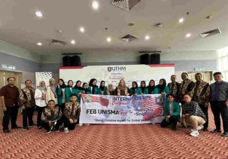 Mahasiswa FEB Unisma Dapat Apresiasi Saat Presentasi di Johor Business School UTHM