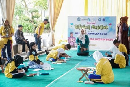 Festival Difabel Megilan, Ajang Eksplorasi Potensi Difabel Lamongan foto beritajatim