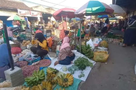Pemkab Madiun Siap Tindak Lanjuti Keluhan Pedagang Pasar Dolopo