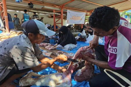 Idul Adha, LMI Sumbangkan Hewan Kurban di Rusunawa Pasuruan
