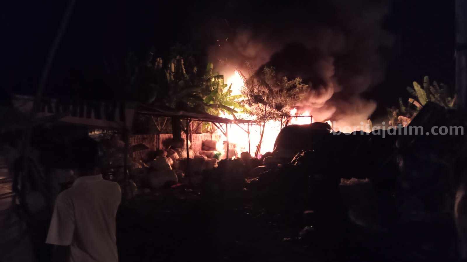 Kebakaran Gudang