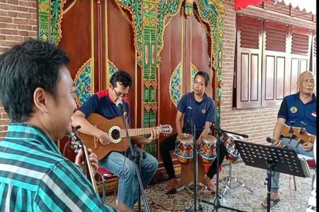 Hiburan Musik Lapas Pasuruan Semarakkan Kunjungan Keluarga