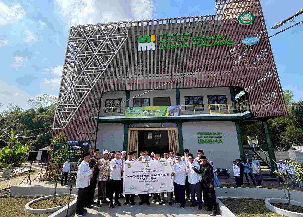 Perusahaan air mineral Yaumaque milik Unisma di Laboratorium Kebonagung (Foto: Dani Alifian/beritajatim.com)