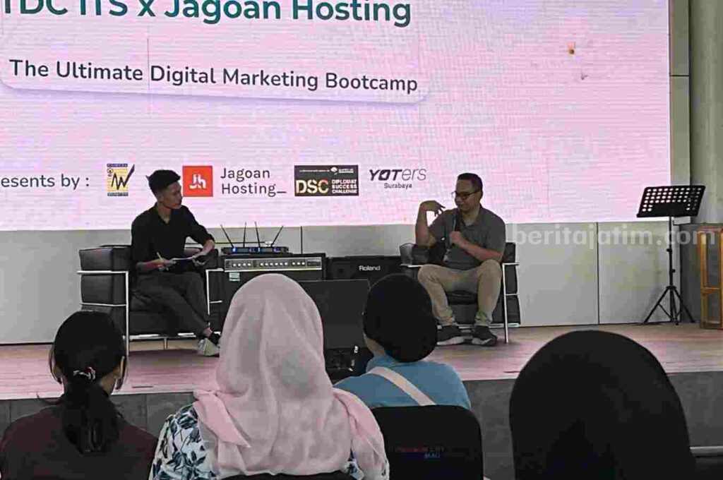 Danton saat mengisi materi (Foto: Istimewa)