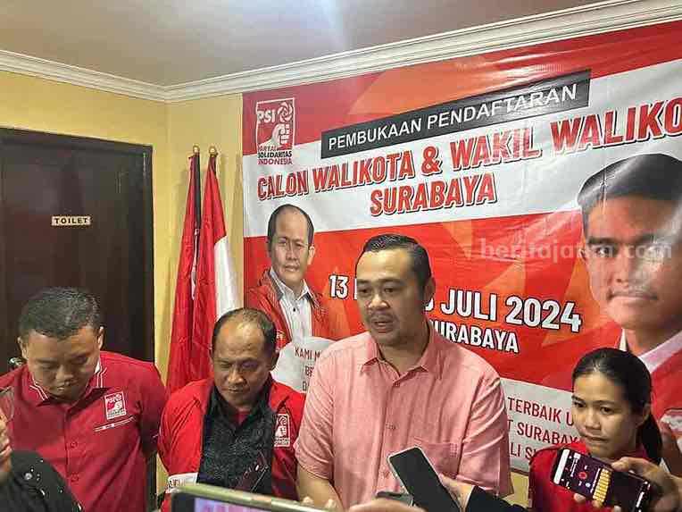 Ketua DPD Pro Jokowi (Projo) Jawa Timur yang juga kader Golkar Bayu Airlangga.