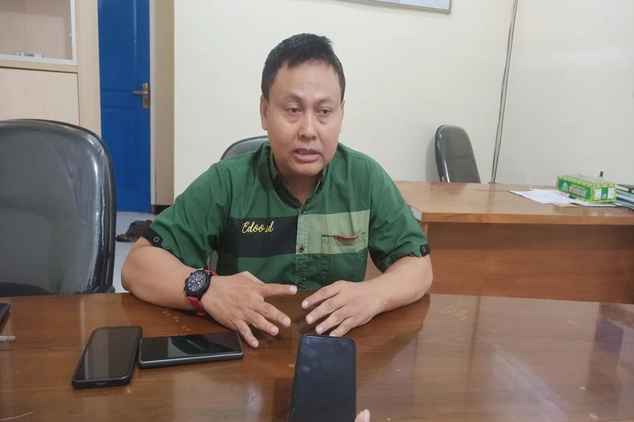 Mantan Caleg Lolos Jadi PKD, Bawaslu Ponorogo: Infonya Tak Terdeteksi Sipol Ketua Bawaslu Ponorogo Bahrun Mustofa. (Dok.Beritajatim.com/Endra)