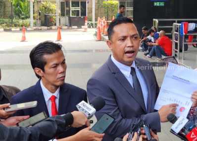 Pengacara: Hasto Berhadapan dengan Hukum saat Kritik Pemerintah foto beritajatim