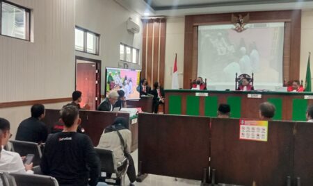 Saksi Bantah Samsudin Blitar Sebarkan Video Aliran Bertukar Pasangan foto beritajatim