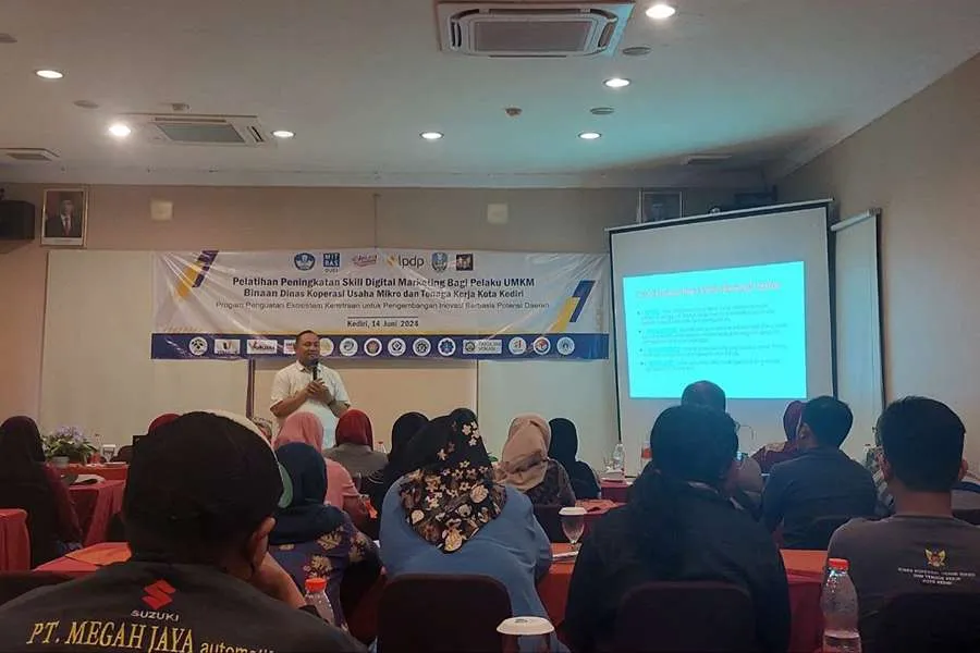 Konsorsium Perguruan Tinggi Vokasi Jatim Gembleng Pelaku UMKM di Kediri foto beritajatim