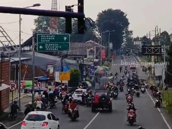 Video Diduga Gangster Konvoi di Pacet Mojokerto Viral