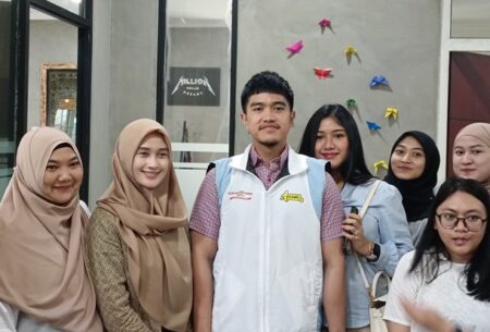Bersama Hendy, Ketua Umum PSI Kaesang Deklarasi Koalisi Pisang Nasional di Sidoarjo foto beritajatim