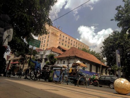 Kawasan Kota Tua Surabaya atau Wisata Kota Lama di Surabaya. (Fitri Yuliani/beritajatim.com)