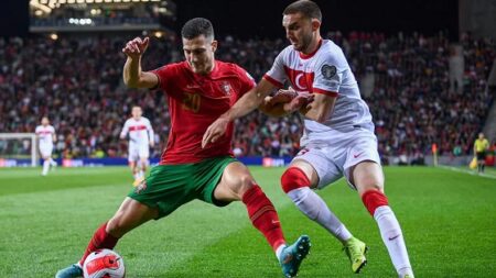 Euro 2024: Preview Pertandingan dan Prediksi Skor Turki Vs Portugal Turki dan Portugal akan bentrok di Signal Iduna Park pada Sabtu (22/6/2024) pukul 23:00 WIB. (Foto: UEFA)